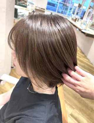 ショート 森 🫧大人可愛い 顔周りレイヤー🎀のヘアスタイル