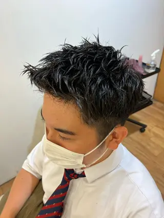ショート メンズ 湘南のパーマ職人 🔥清水琉葵🔥のヘアスタイル