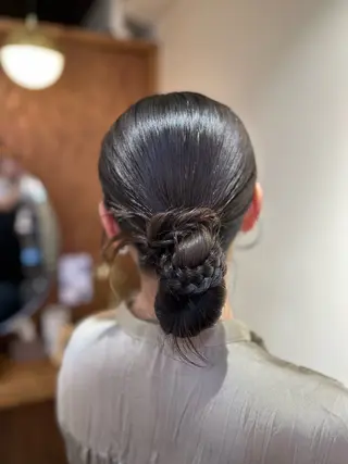 ヘアアレンジ Miku 🦔 / ヘアセットのヘアスタイル