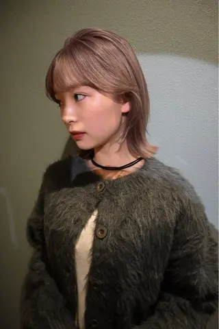 ミディアム カラー aya / ニュアンスカラーのヘアスタイル