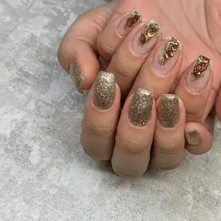 ネイル S. JEWELのネイルデザイン