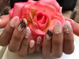 ネイル ♡ビジュール♡ NAIL &まつ毛のマツエク・マツパデザイン