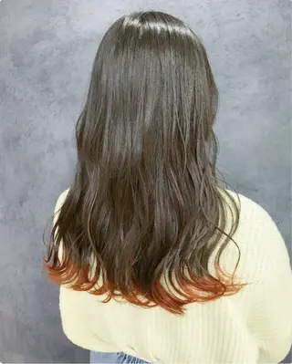 カラー hinano/ 梅田 カットモデルのヘアスタイル