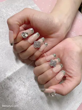 ミディアム ネイル 《LB》ラブリエ Nail&eyeのマツエク・マツパデザイン