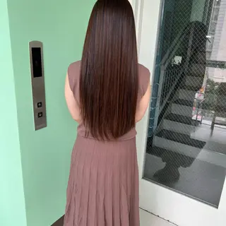 ロング テトネ タカシのヘアスタイル