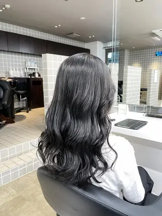 ミディアム カラー ヘアアレンジ 透明感×韓流ハイ トーン🫧RYUTAのヘアスタイル