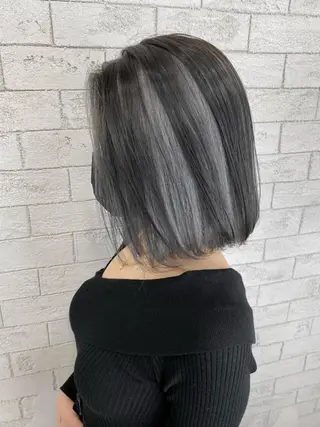 ショート カラー 🦋YUI 髪質改善 ブリーチ　着付け🦋のヘアスタイル