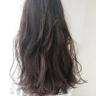 ロング カラー 三鷹で1番ショート ボブをカットする新谷のヘアスタイル