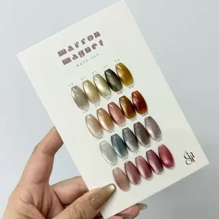 ミディアム METEOR💫 staffのネイルデザイン