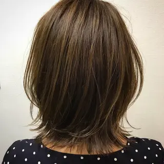 ミディアム カラー 吉森 満俊のヘアスタイル