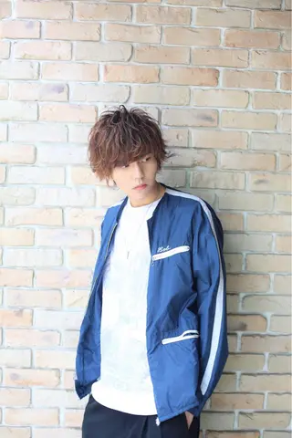 ミディアム 艶髪カラー️🫧 髪質改善特化👒莉子のヘアスタイル