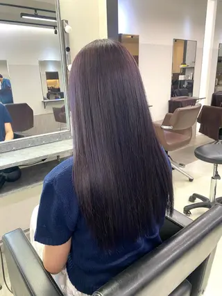 ロング カラー noa 寒色系カラーブリーチのヘアスタイル