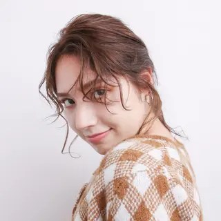 ミディアム カラー ヘアアレンジ ツイスパ/波巻き対応 メンズ特化　石川愛理のヘアスタイル