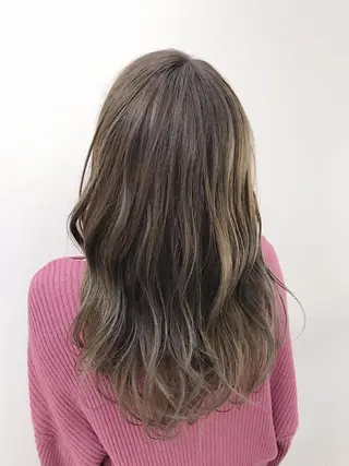 ロング カラー ブリーチカラー/ 岩破瑞希のヘアスタイル