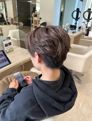カラー メンズ 艶髪 黄金比みくのヘアスタイル
