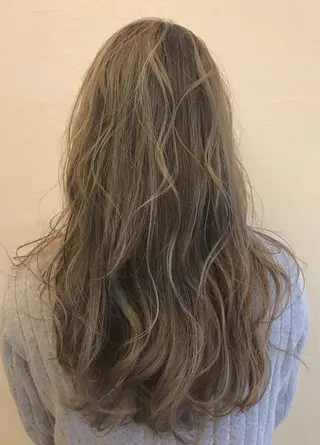 ロング カラー 杉田 健太のヘアスタイル