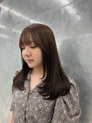 セミロング 神作 汐里　江古田 /透明感カラー🌿のヘアスタイル
