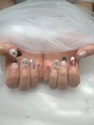 ネイル Queeens nailのネイルデザイン
