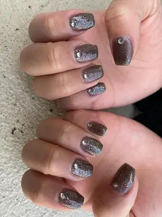 ショート ネイル ✴︎ Delightのネイルデザイン