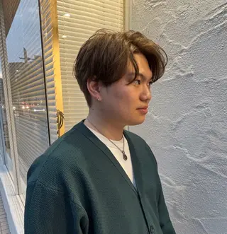 カラー メンズ 荒神 駿太のヘアスタイル