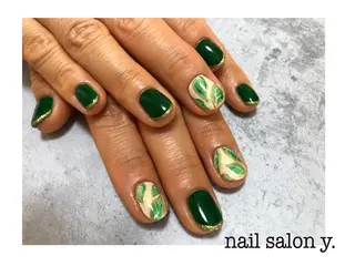 ネイル nailsalon y.のネイルデザイン