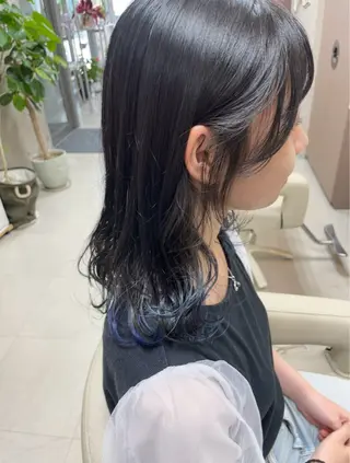 ミディアム カラー 坂本 沙也加のヘアスタイル