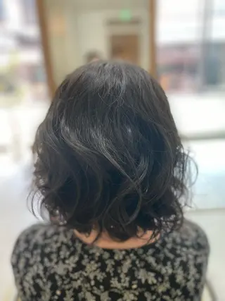 ショート パーマ 長谷川 誠志のヘアスタイル