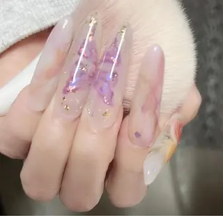 ネイル KARI ネイルサロンのネイルデザイン