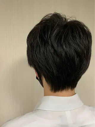 ショート メンズ ウスイマイコ カット/ケアカラーのヘアスタイル