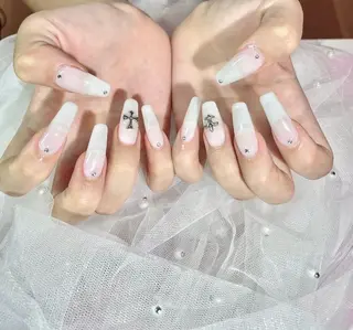 ネイル Lowé みるくのネイルデザイン