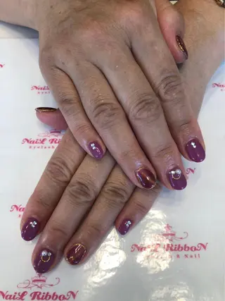 ネイル ネイルリボン 受付スタッフのネイルデザイン