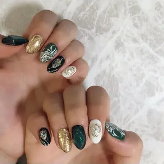 ネイル 𝐍𝐄𝐎 𝐉𝐔𝐑𝐈のネイルデザイン