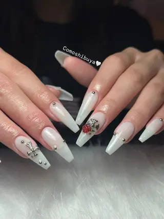 ネイル CoMo Nailのネイルデザイン