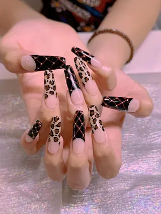 ネイル エムズ エムズのマツエク・マツパデザイン