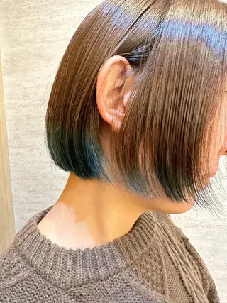 ショート カラー newi まーぼーのヘアスタイル