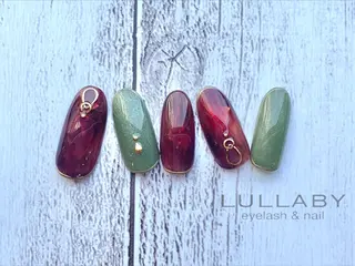 ネイル LULLABY 銀座並木通り店のマツエク・マツパデザイン