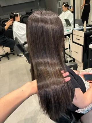 Hikaru艶カラー /メンズカットのヘアスタイル