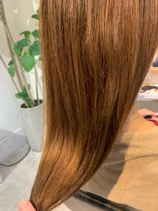 カラー 山本 舜也のヘアスタイル