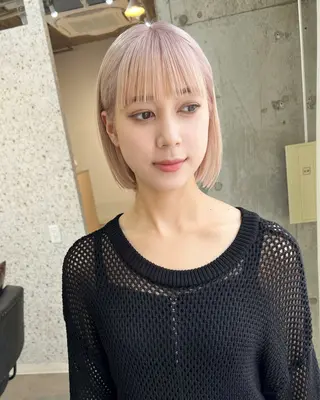 ショート カラー ヘアアレンジ lani ブリーチ /ダブルカラーのヘアスタイル