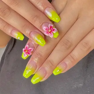 ネイル NAIL303 🛼 SHIORIのネイルデザイン