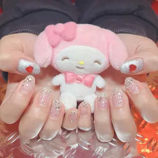 ネイル 半村 明のネイルデザイン