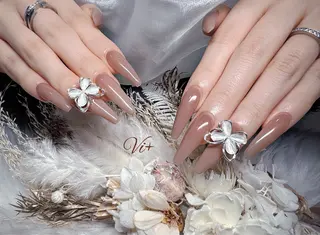ネイル ✨Nailsalon Vi+✨のネイルデザイン