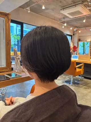 ショート オリーブカラー/艶髪 🦋kokona🦋のヘアスタイル