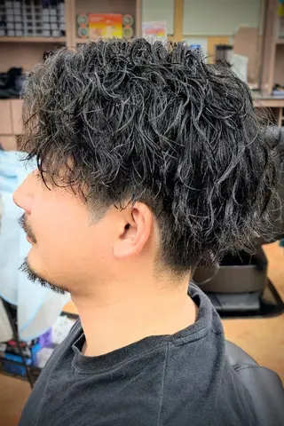 ミディアム パーマ 理容プラージュ燕三条 福井のヘアスタイル