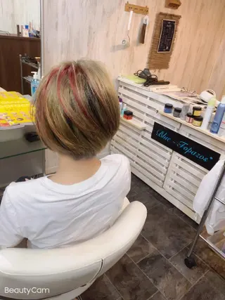 ショート カラー 斉藤 啓太のヘアスタイル