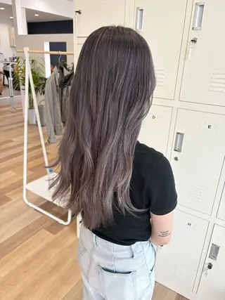ロング ケアブリーチ 黒瀬有汰のヘアスタイル