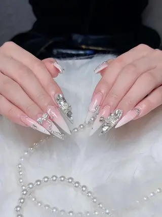 ネイル Julli NailStudioのネイルデザイン