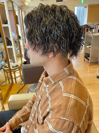 パーマ メンズ 村松 寛太のヘアスタイル