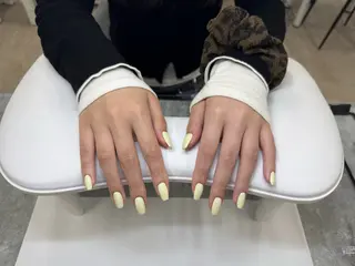 ネイル mutsumi 🩵のネイルデザイン