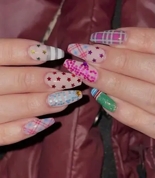 ネイル NiJi Nailsのネイルデザイン